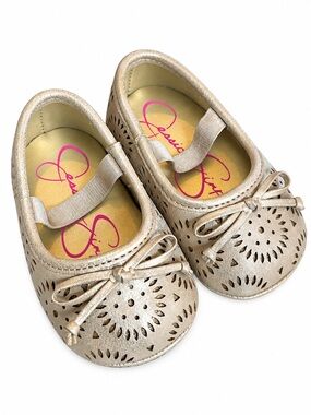 Jessica Simpson Metallic Gold Girls' Laser-Cut Mary Jane Shoes